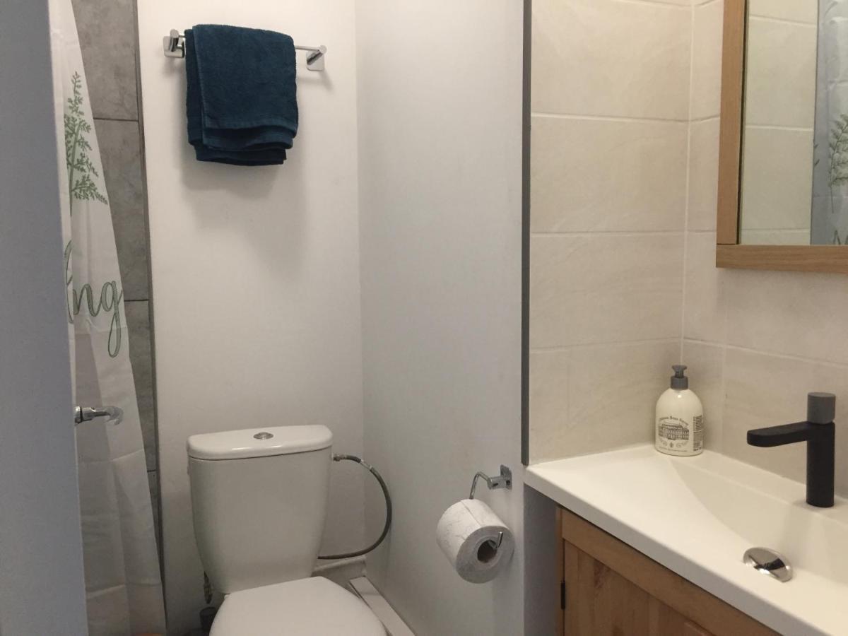 Studio Agreable Proche Gare Apartman Melun Kültér fotó